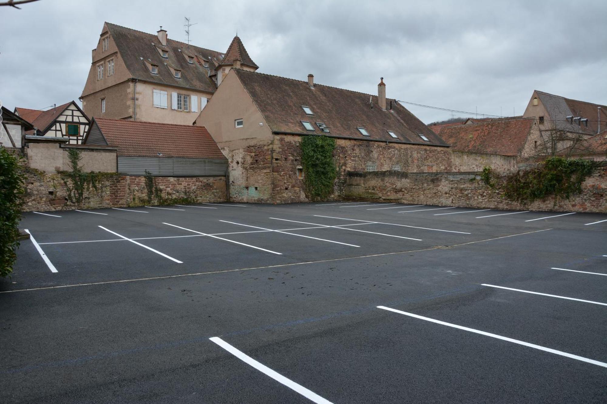 Logis Hotel Du Centre - Halte Ideale En Cyclotourisme Avec Garage A Velos Clos Molsheim Exterior photo